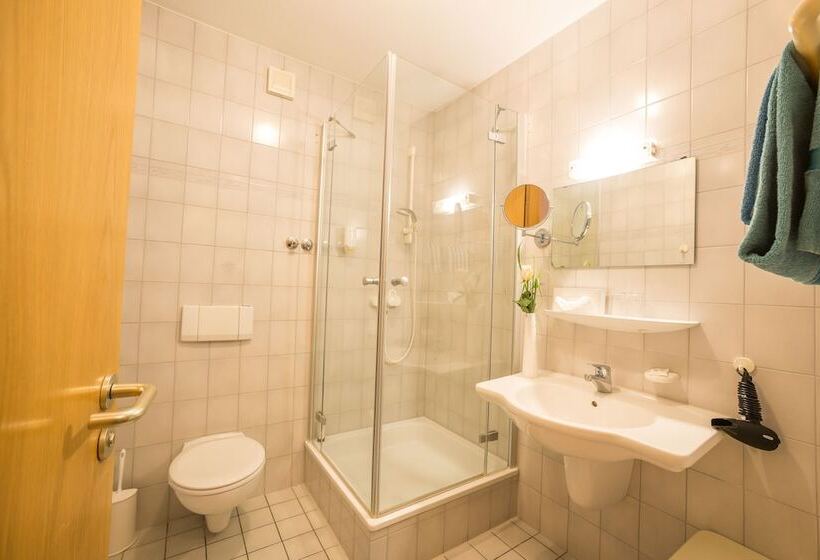 Tiptop Hotel Garni Pfauen