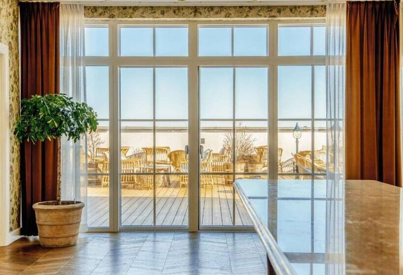 هتل Marienlyst Strand