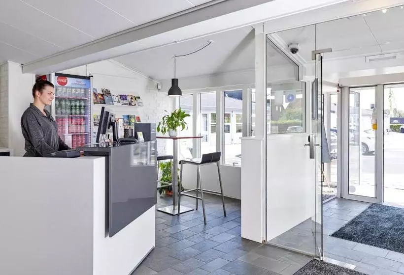 בית מלון כפרי Zleep  Kolding