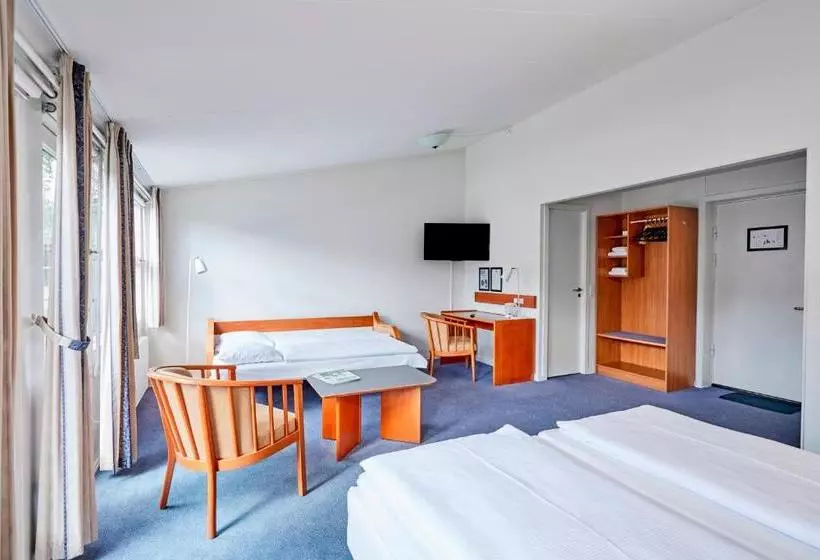 בית מלון כפרי Zleep  Kolding