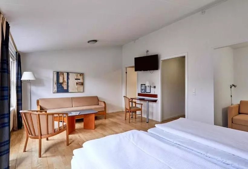 בית מלון כפרי Zleep  Kolding