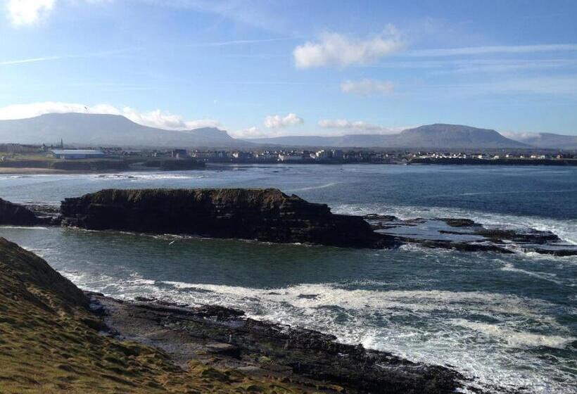 Holyrood Hotel   Leisure Centre & The Spa At Orchids