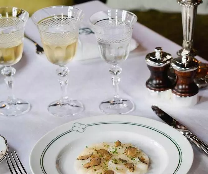 בית מלון כפרי Abbaye Des Vaux De Cernay