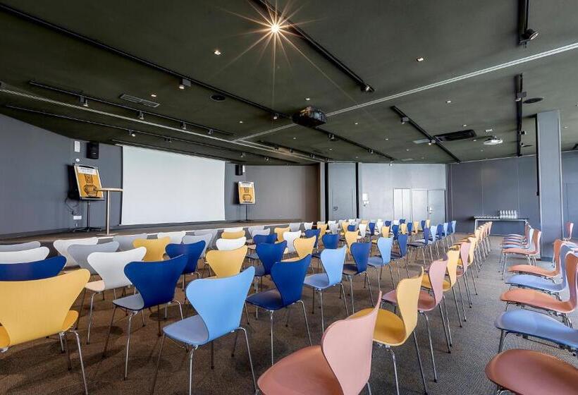 هتل Alpina Eclectic