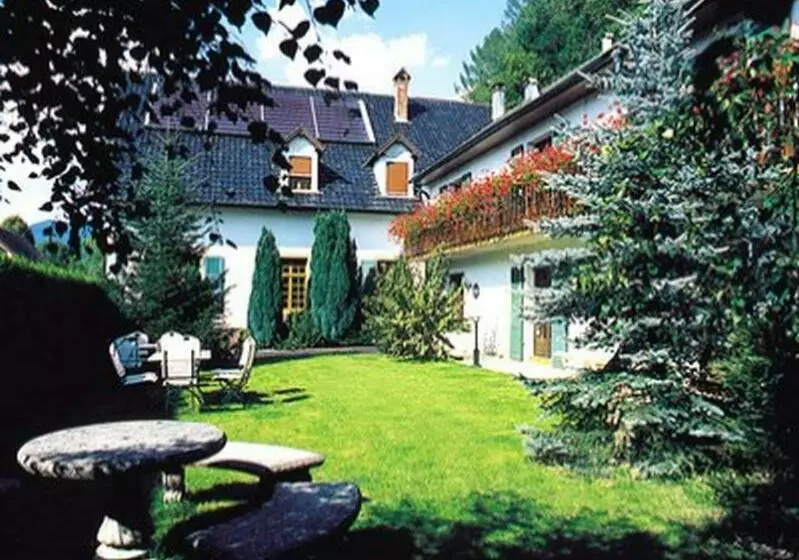 ホテル Auberge De France