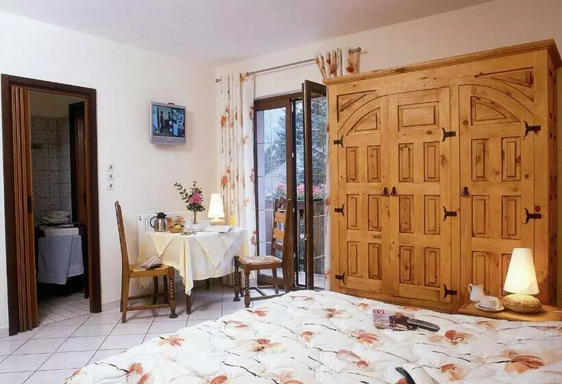 ホテル Auberge De France