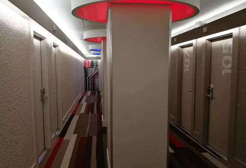 هتل Ibis Besançon Centreville