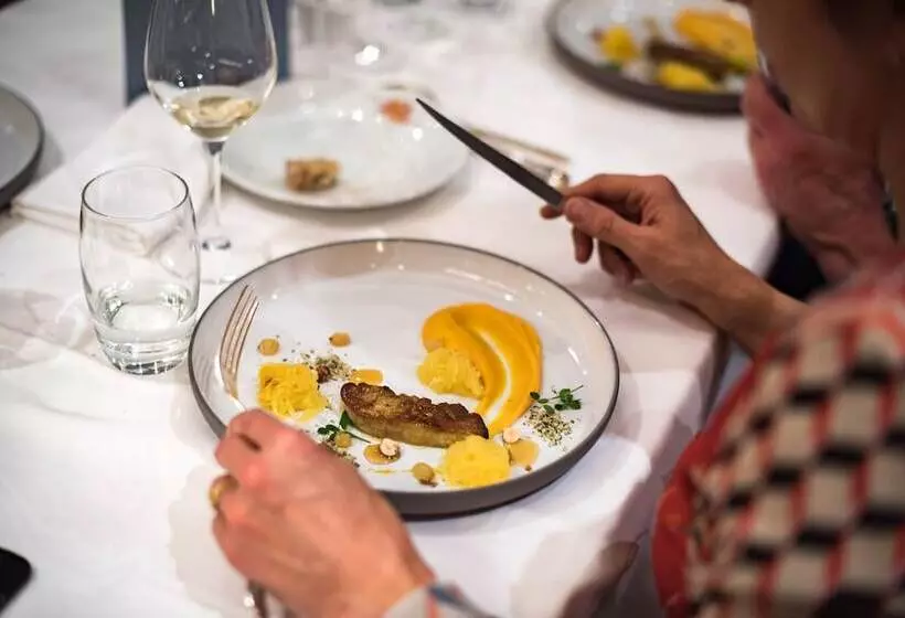 ホテル L Ao Hôtel & Restaurant L Aigle D Or