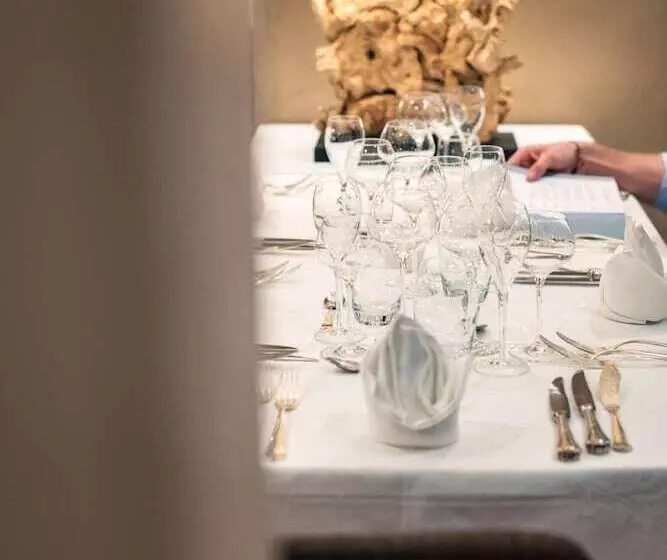 ホテル L Ao Hôtel & Restaurant L Aigle D Or