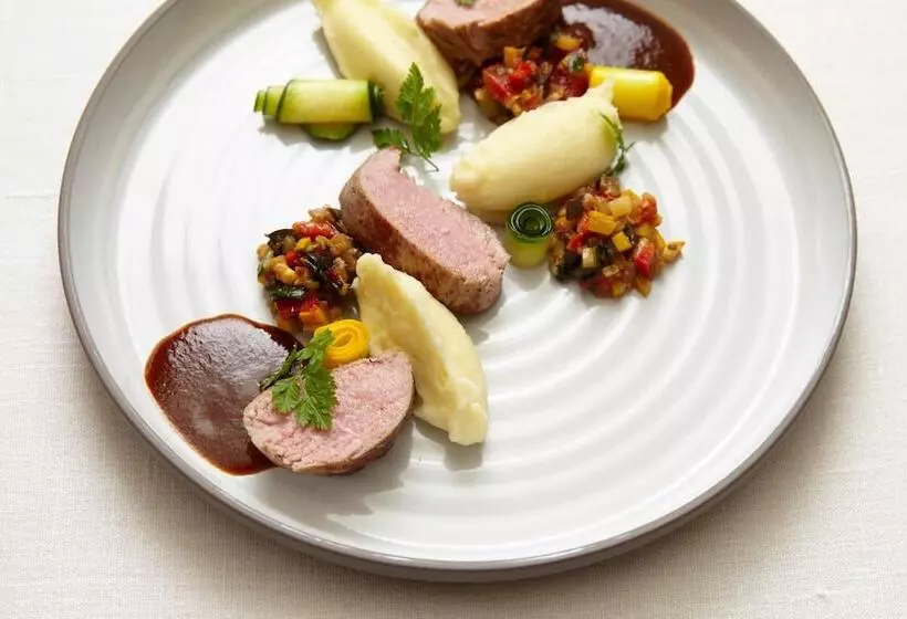 Отель L Ao Hôtel & Restaurant L Aigle D Or