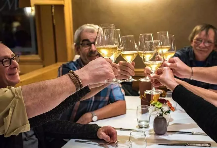 Отель L Ao Hôtel & Restaurant L Aigle D Or