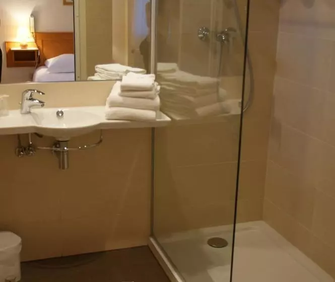 ホテル L Ao Hôtel & Restaurant L Aigle D Or