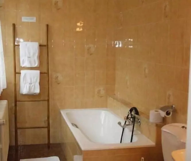 ホテル L Ao Hôtel & Restaurant L Aigle D Or