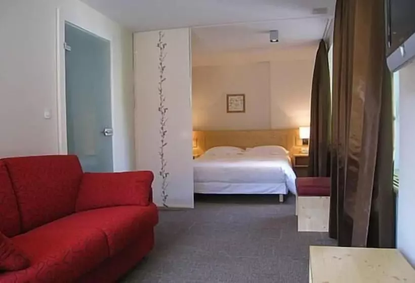 Отель L Ao Hôtel & Restaurant L Aigle D Or