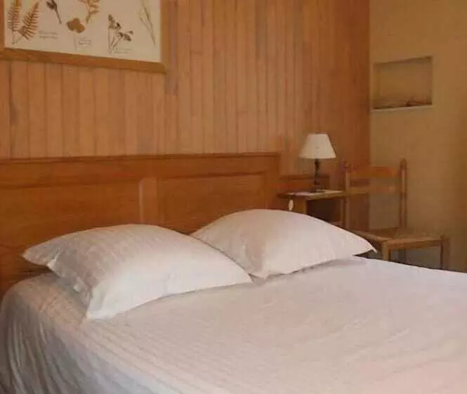 Отель L Ao Hôtel & Restaurant L Aigle D Or