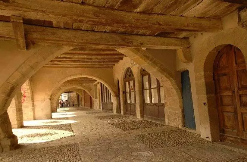 Отель Le Senechal