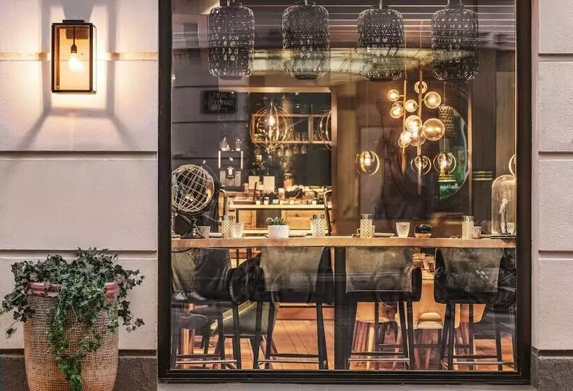 Maisons Du Monde Hotel & Suites   Nantes