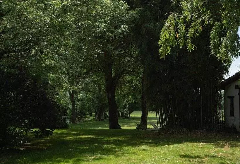 ホテル Hôtel Moulin De Val De Seugne