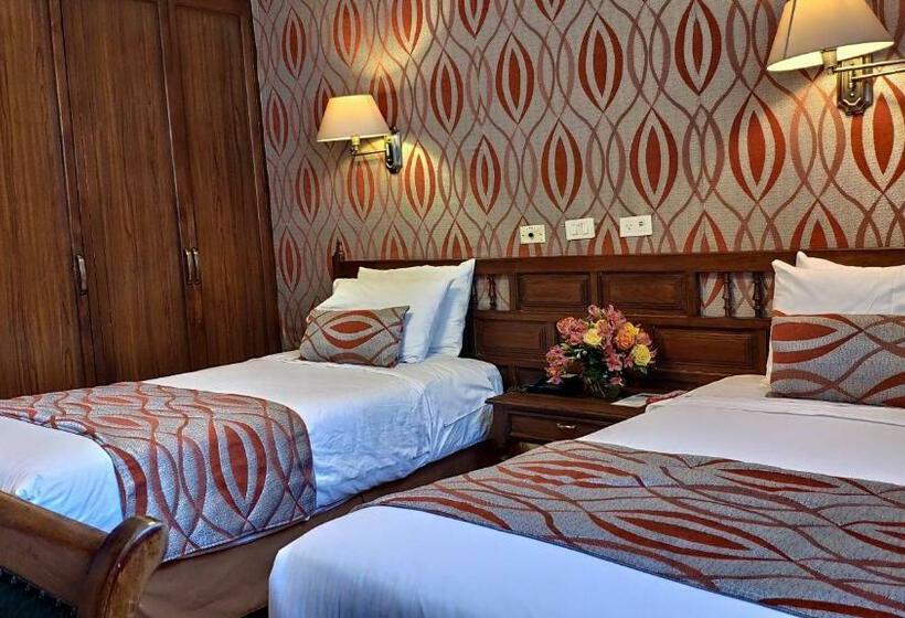 ホテル Real Audiencia