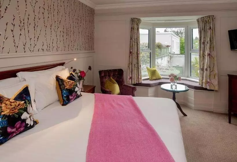 هتل Whitford House