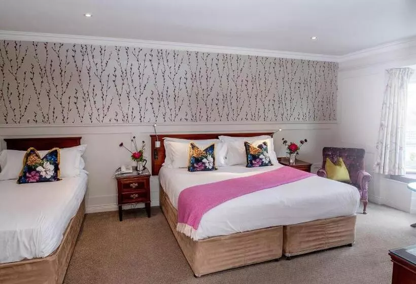 هتل Whitford House