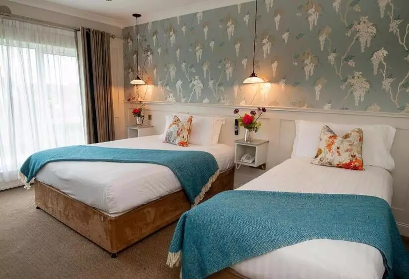 هتل Whitford House