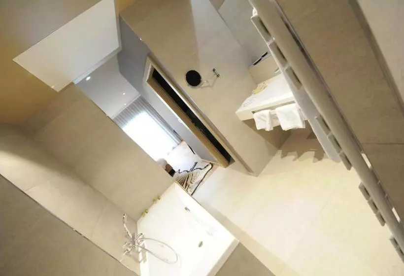 Logis Hotel Restaurant Au Boeuf Rouge