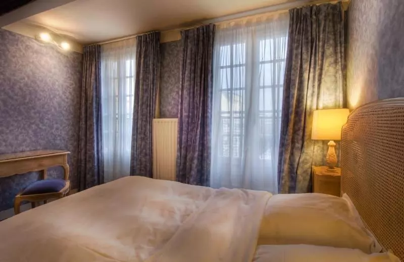 ホテル Baudelaire Opera