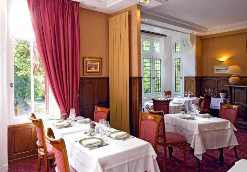 La Villa Bois Joli Hotel Restaurant