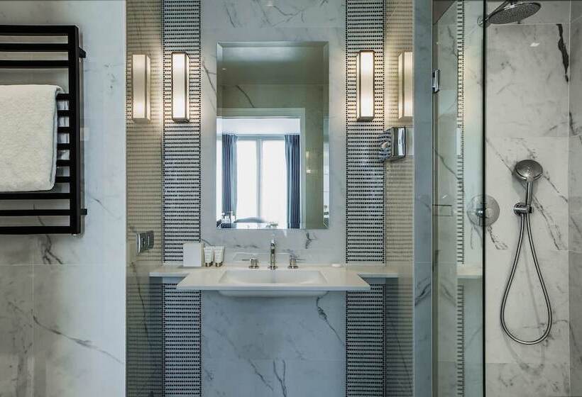 هتل Brighton Esprit De France