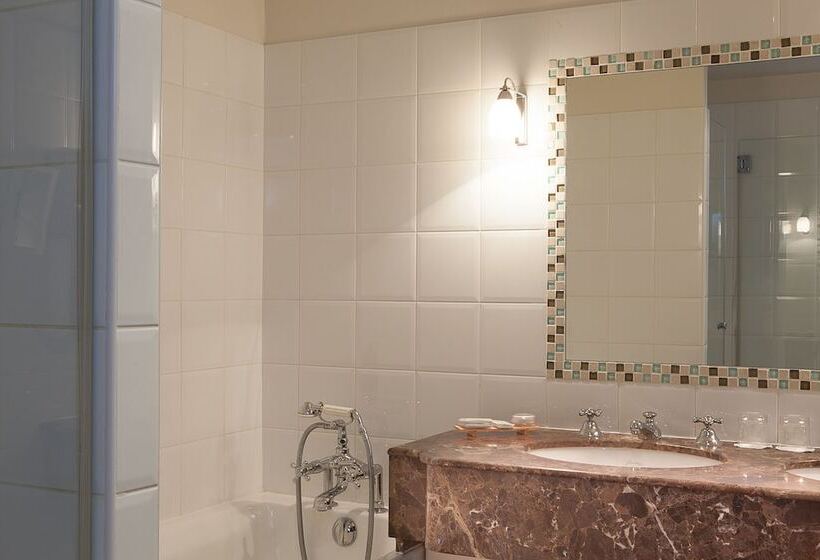 هتل Brighton Esprit De France