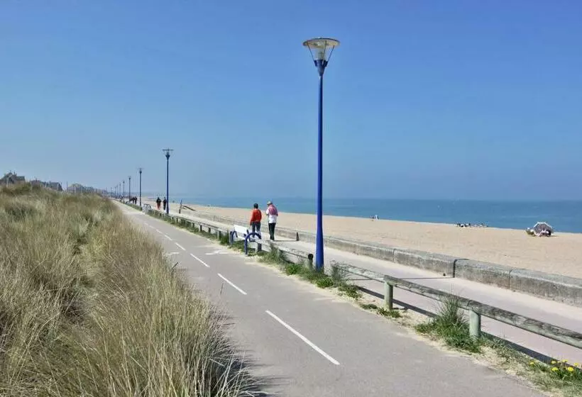 Hotelli De La Plage