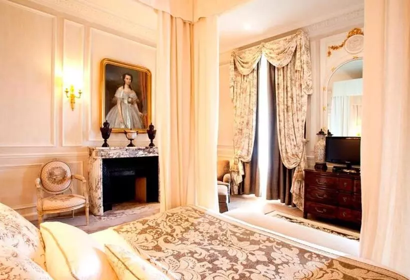 هتل Domaine Les Crayeres