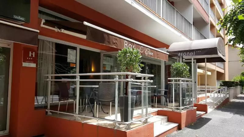 בית מלון כפרי Hôtel Chris Tel