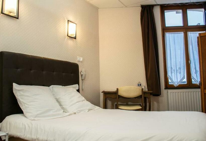 فندق Hôtel Du Commerce