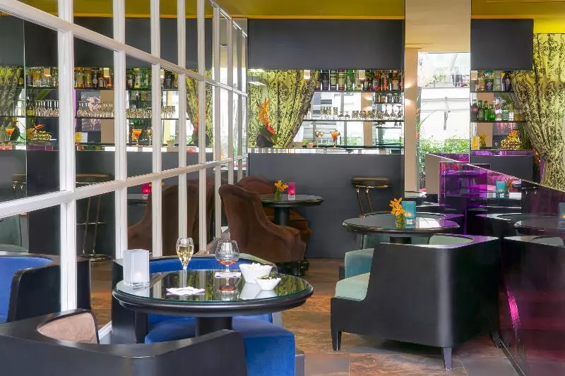 ホテル Le Bellechasse Saintgermain