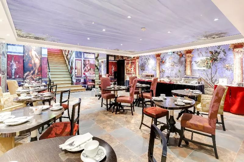 ホテル Le Bellechasse Saintgermain