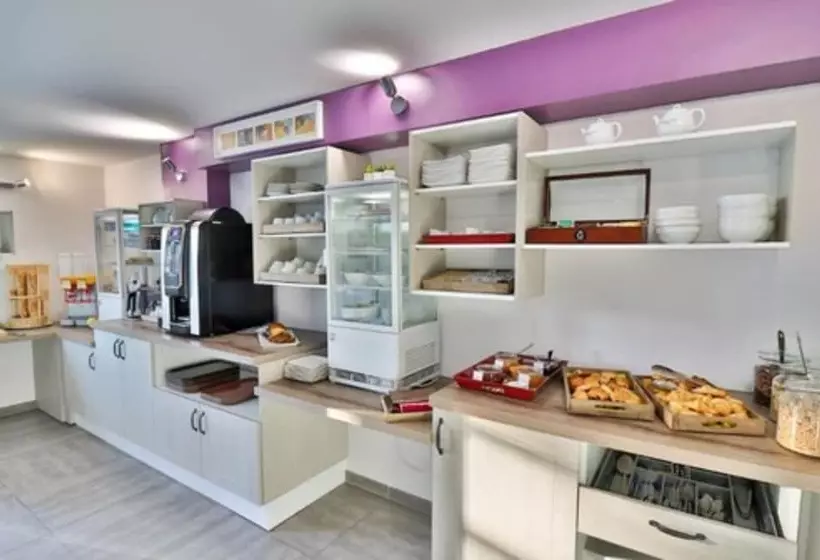 Отель Le Coudon