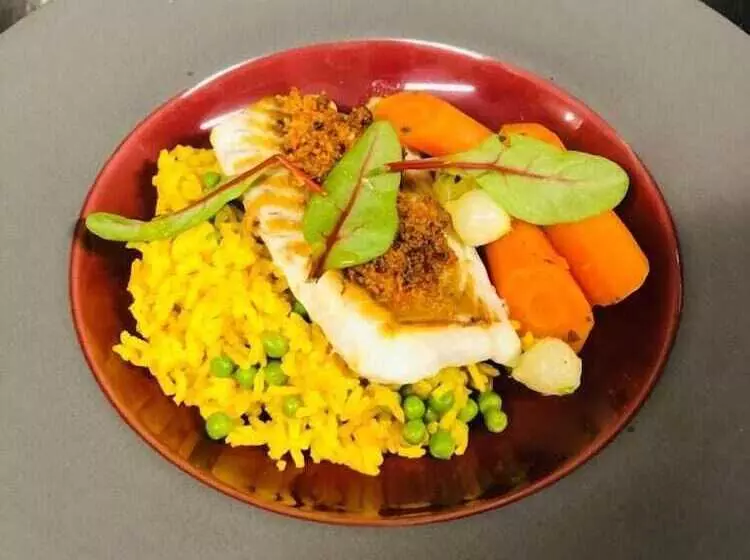 فندق Logis Hôtel Restaurant Les Aubuns