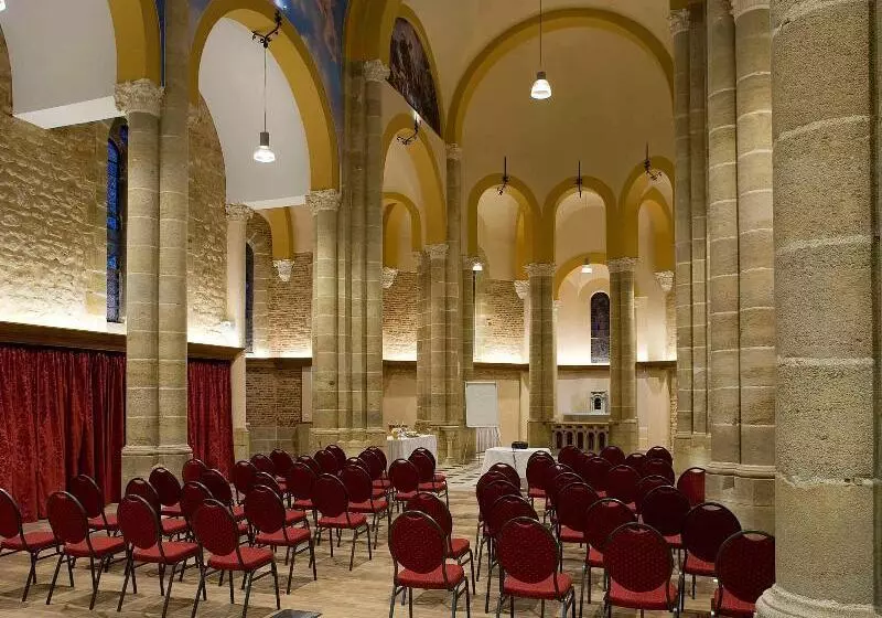 ホテル Mercure Moulins Centre Hôtel De Paris