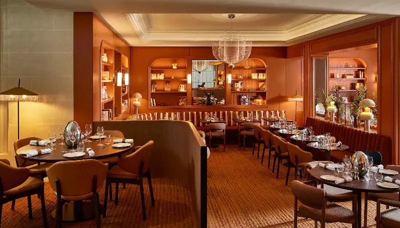 ホテル Sofitel Paris Baltimore Tour Eiffel