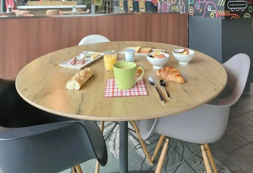B&b Hotel Le Mans Centre Cathédrale