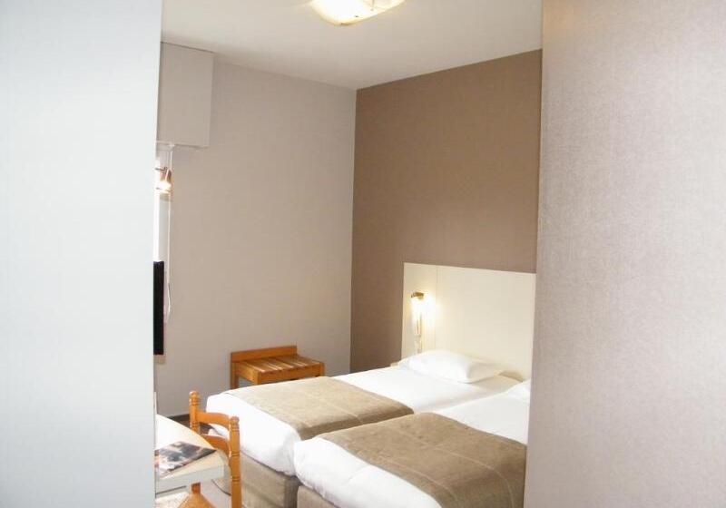 Brit Hotel L Arrivée Guingamp