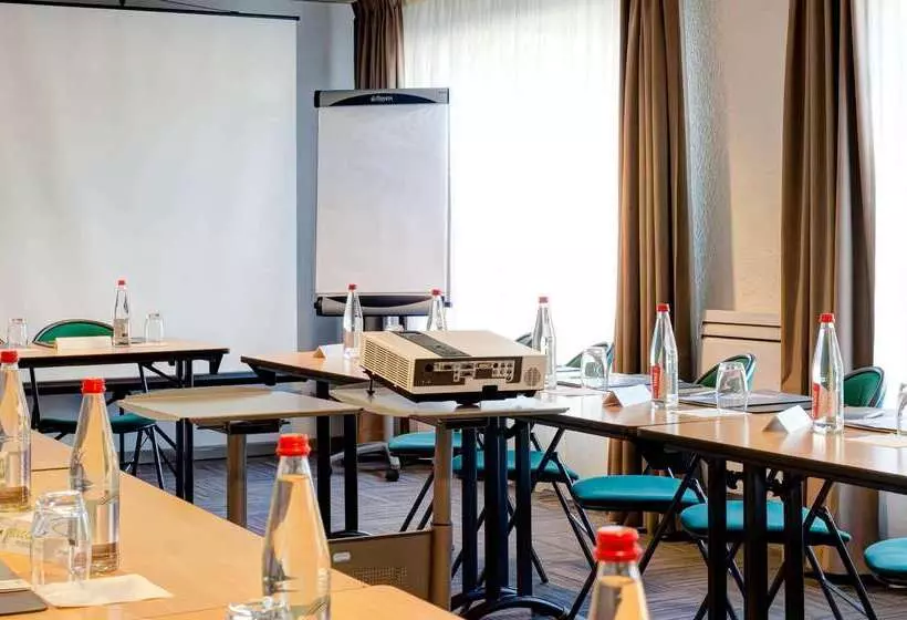 Hotel Campanile Evry Ouest Corbeil Essonnes