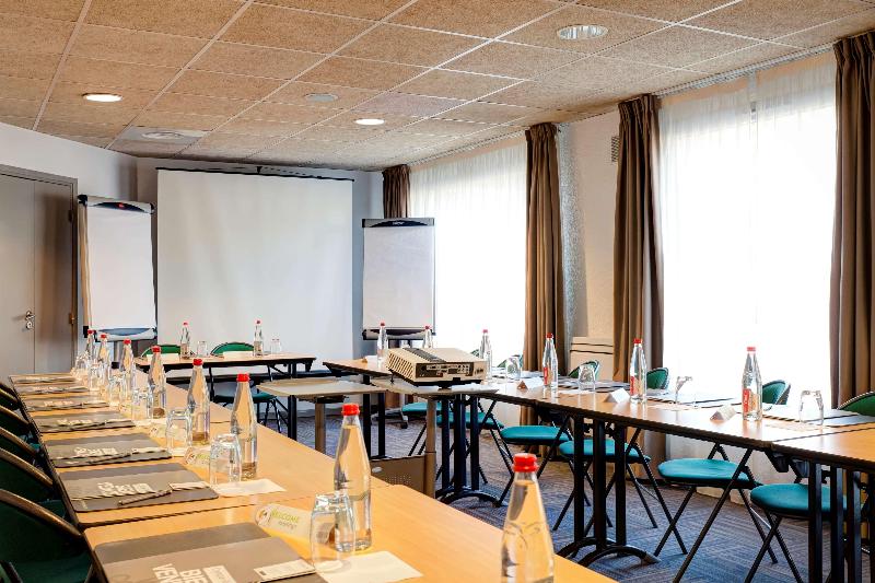 هتل Campanile Evry Ouest Corbeil Essonnes