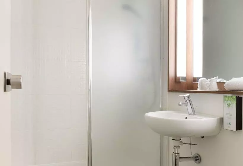 فندق Campanile Morangis Orly