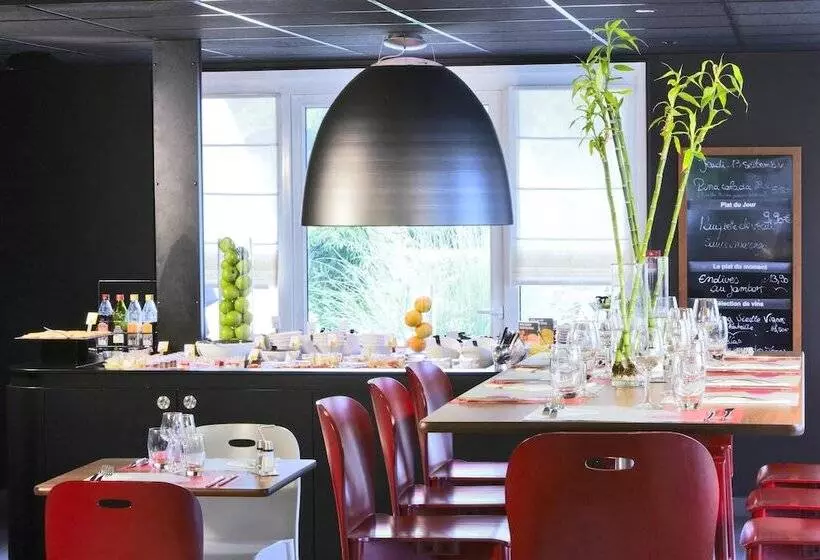 호텔 Campanile Mulhouse  Illzach Ile Napoleon