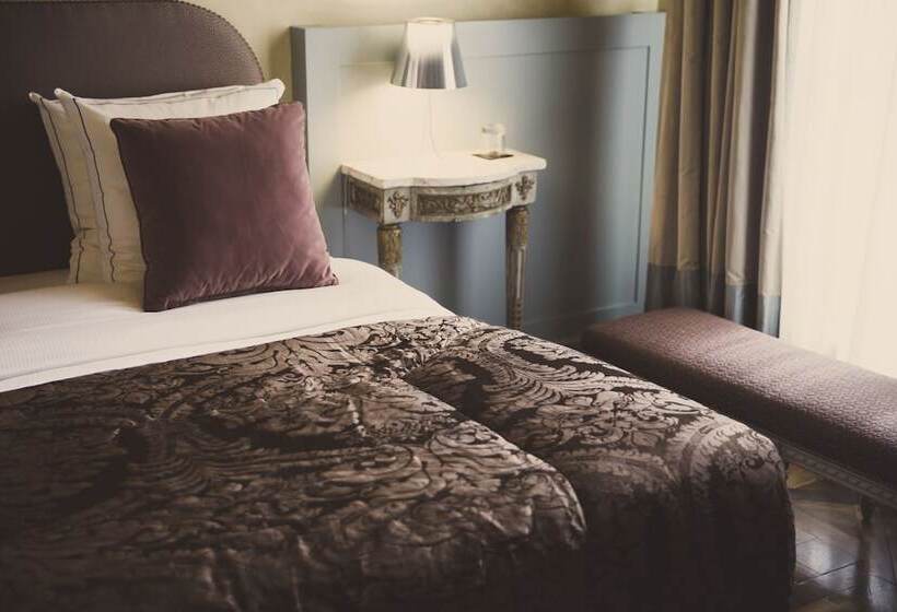 هتل Hôtel Des Saints Pères Esprit De France