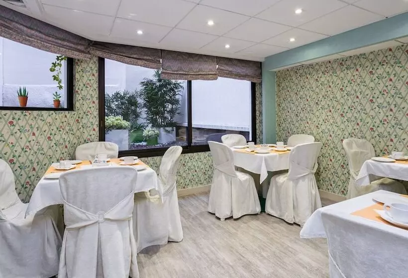 هتل Fertel Etoile