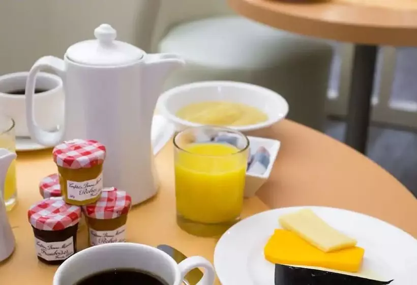 هتل Fertel Etoile